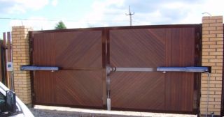 Купить распашные ворота из сэндвич-панелей Кропоткин, цена от 2790 руб.