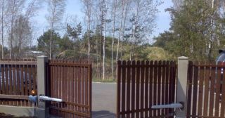 Купить распашные ворота из штакетника Кропоткин, цена от 2790 руб.